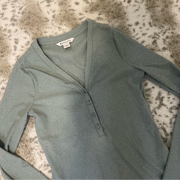 Athleta long sleeve ribbed Henley - Picture 3 of 6